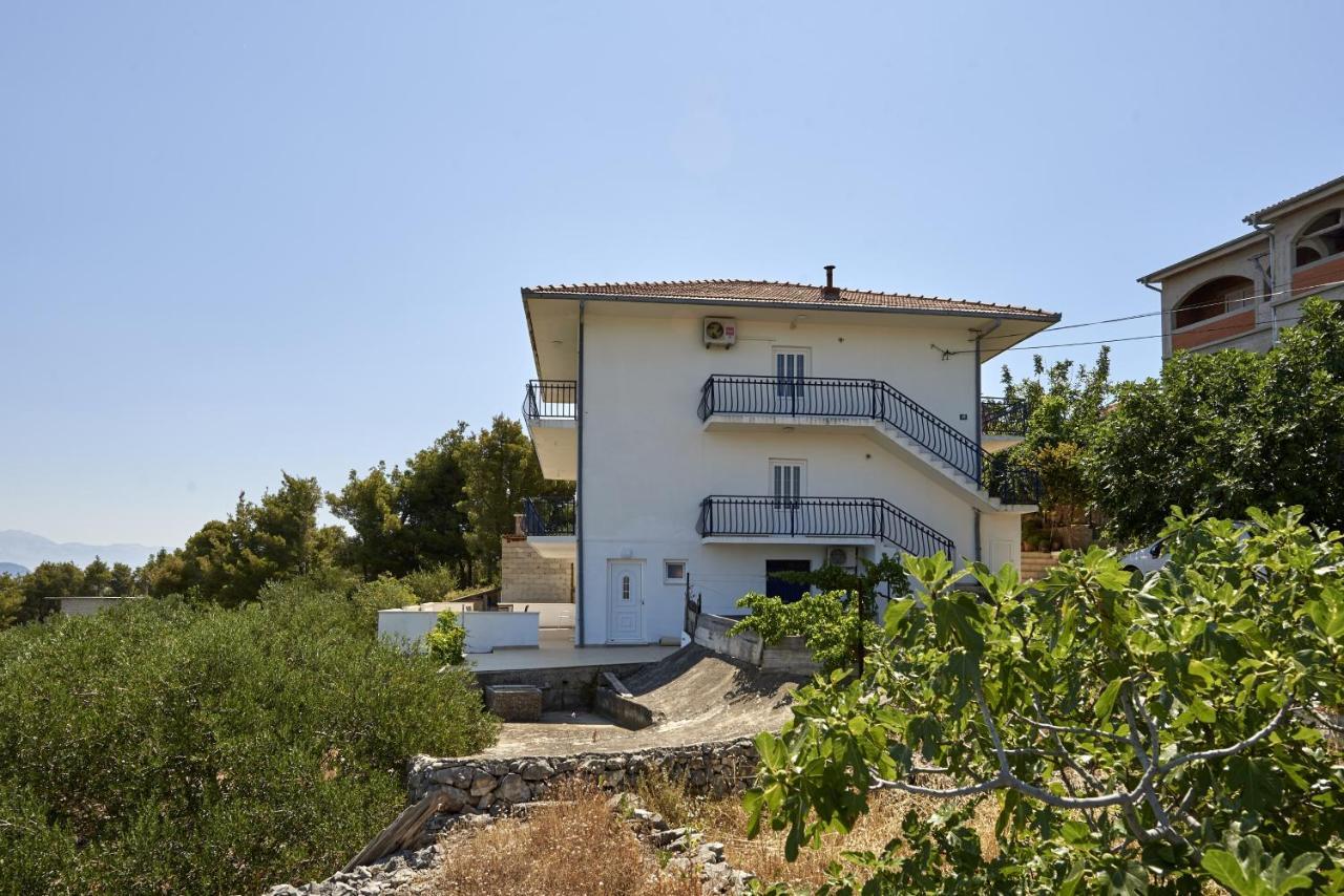 Apartments By The Sea Slatine, Ciovo - 15504 Екстер'єр фото