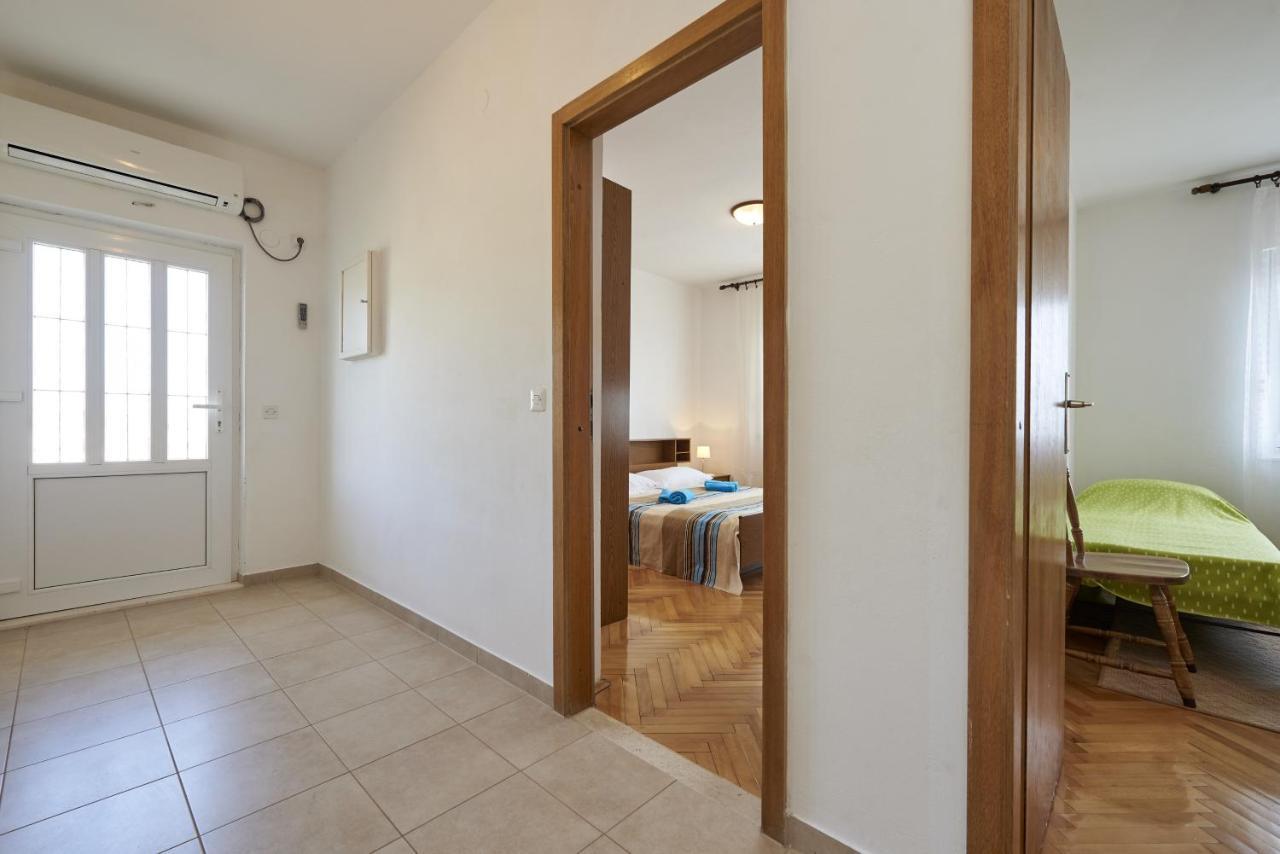 Apartments By The Sea Slatine, Ciovo - 15504 Екстер'єр фото