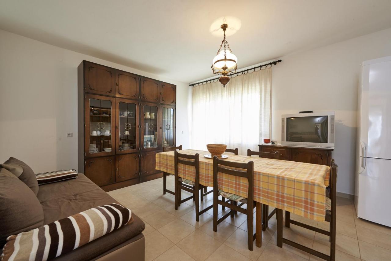 Apartments By The Sea Slatine, Ciovo - 15504 Екстер'єр фото