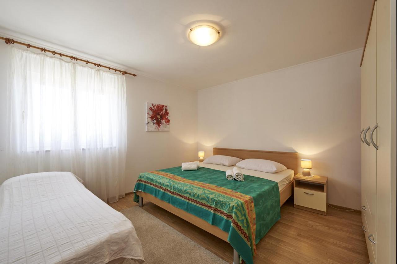 Apartments By The Sea Slatine, Ciovo - 15504 Екстер'єр фото